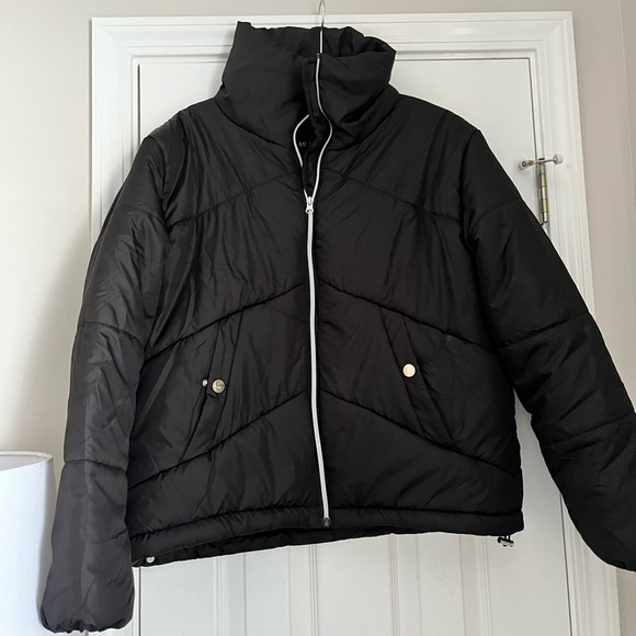Me Jane Jackets & Blazers - NWOT puffer